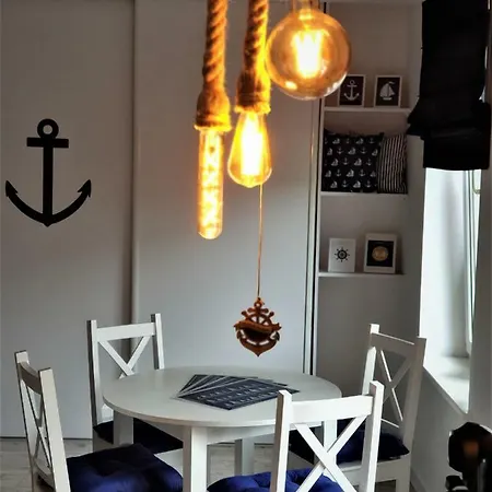 Apartament 200m Do Plazy Homestay *